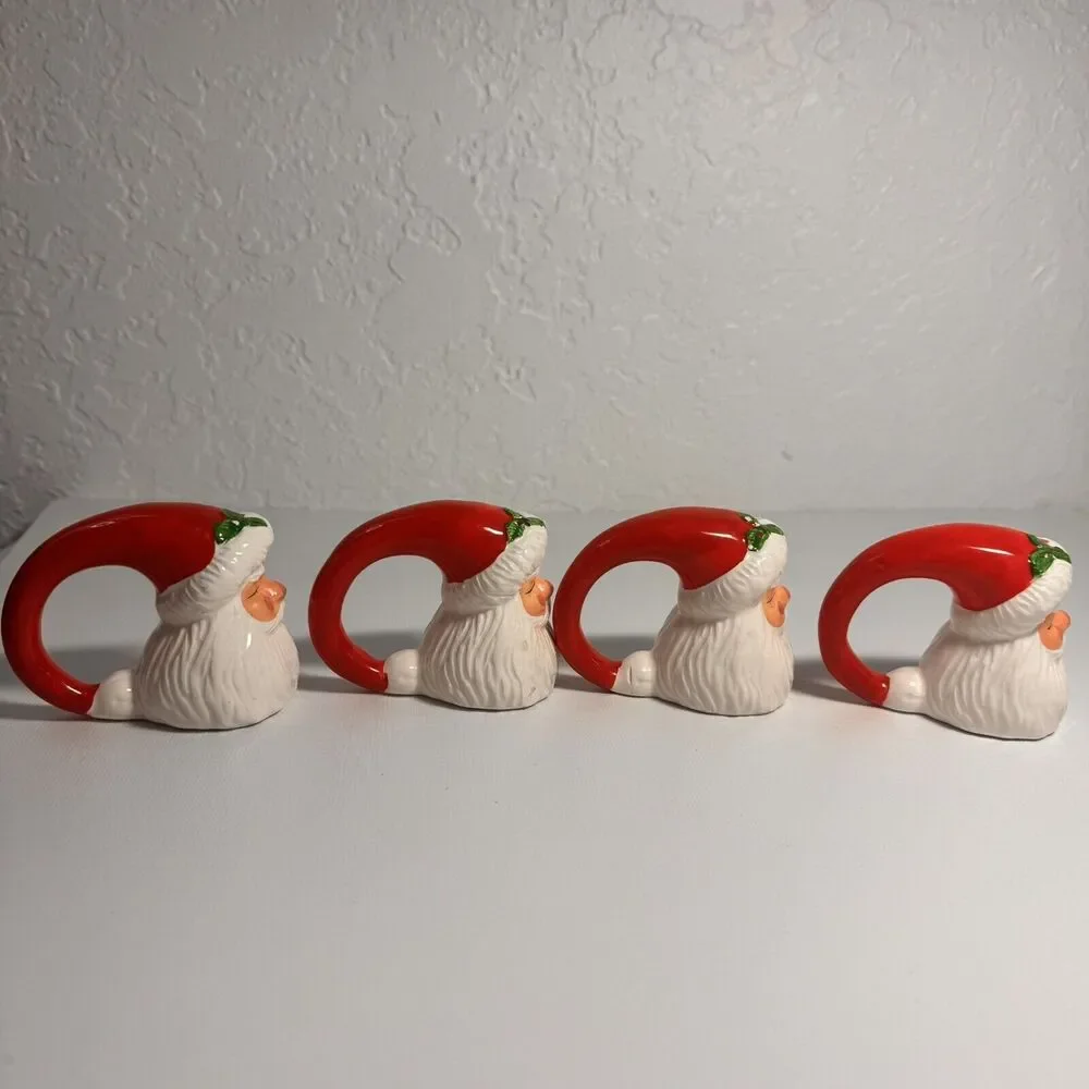 Set Of 4 Vintage Ceramic 1980’s Santa Claus Christmas Napkin Rings